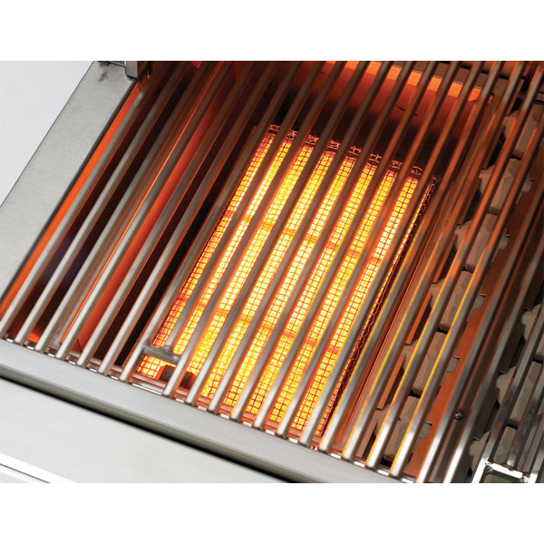 Delta Heat 32" Gas Grill - BackyardPatioOasis